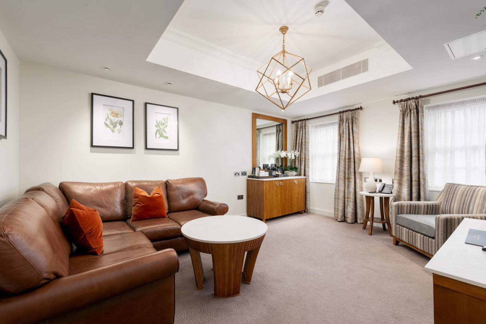 One-Bedroom Suite - No Spa Access,1571300507:JPEG